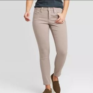 Mid Rise Skinny Khaki Jeans NWT